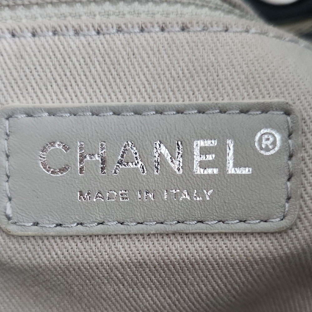 Authentic CHANEL XL Deauville Tote - Picture 10 of 10